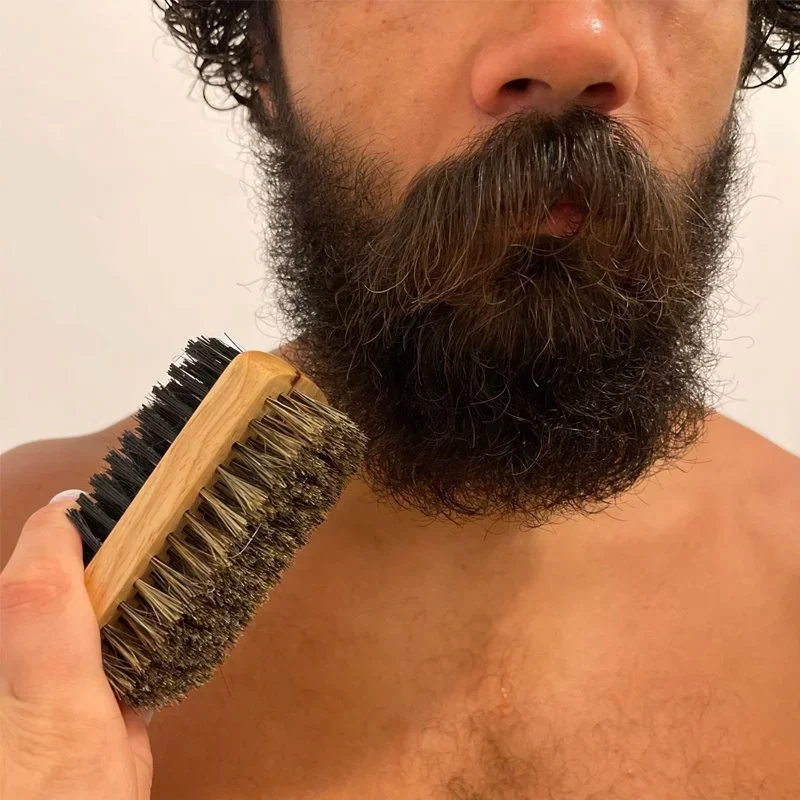 Beard Brush with Natural Woode - Men'S Grooming Oil recension och pris